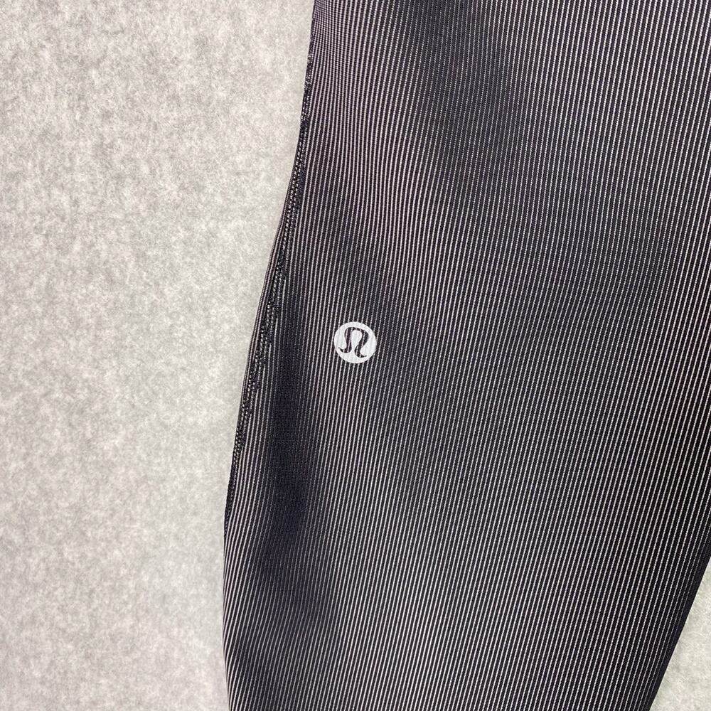 Lululemon Base Pace High-Rise Tight 25" Women's Size 10 in Two-Tone Ribbed - Picture 7 of 10